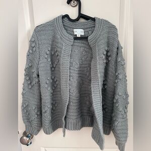 Jun & Ivy Textured Knit Cardigan – Soft Gray